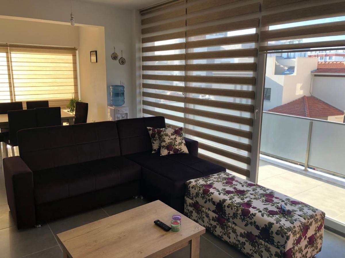 Reflex Apartment Spacious And Comfortable Nikosia Exterior foto