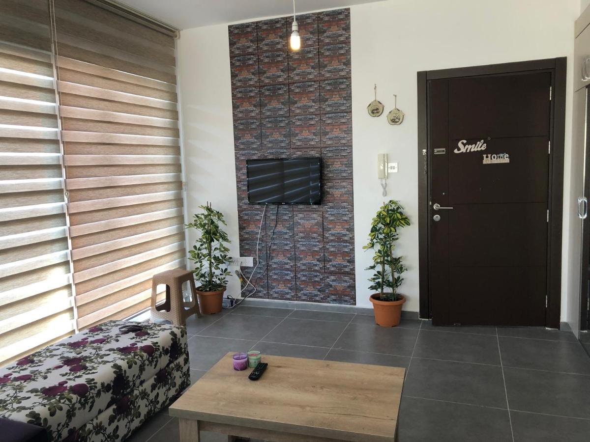 Reflex Apartment Spacious And Comfortable Nikosia Exterior foto