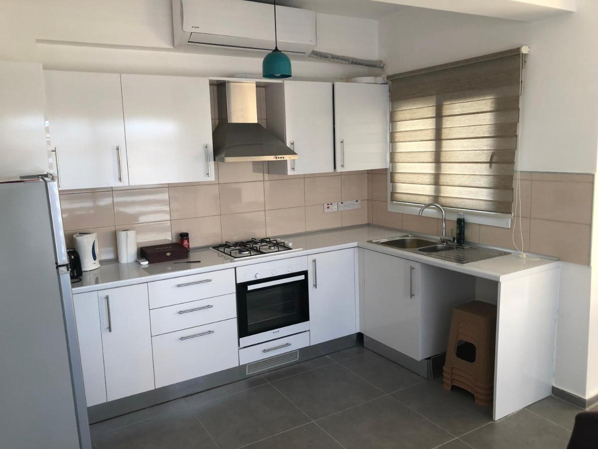 Reflex Apartment Spacious And Comfortable Nikosia Exterior foto
