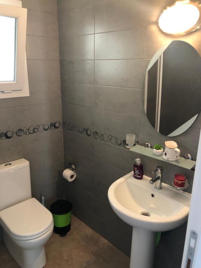 Reflex Apartment Spacious And Comfortable Nikosia Exterior foto