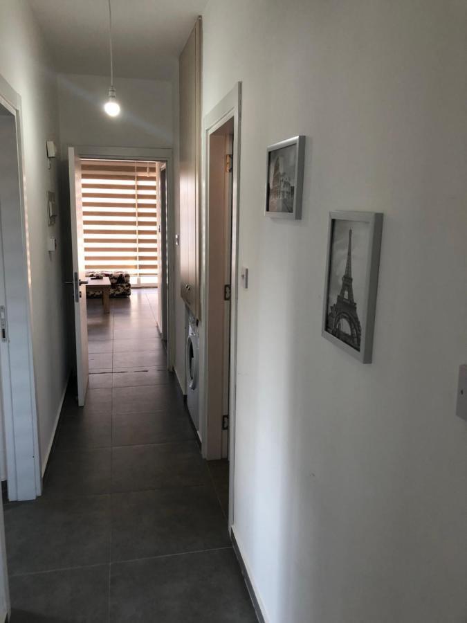 Reflex Apartment Spacious And Comfortable Nikosia Exterior foto